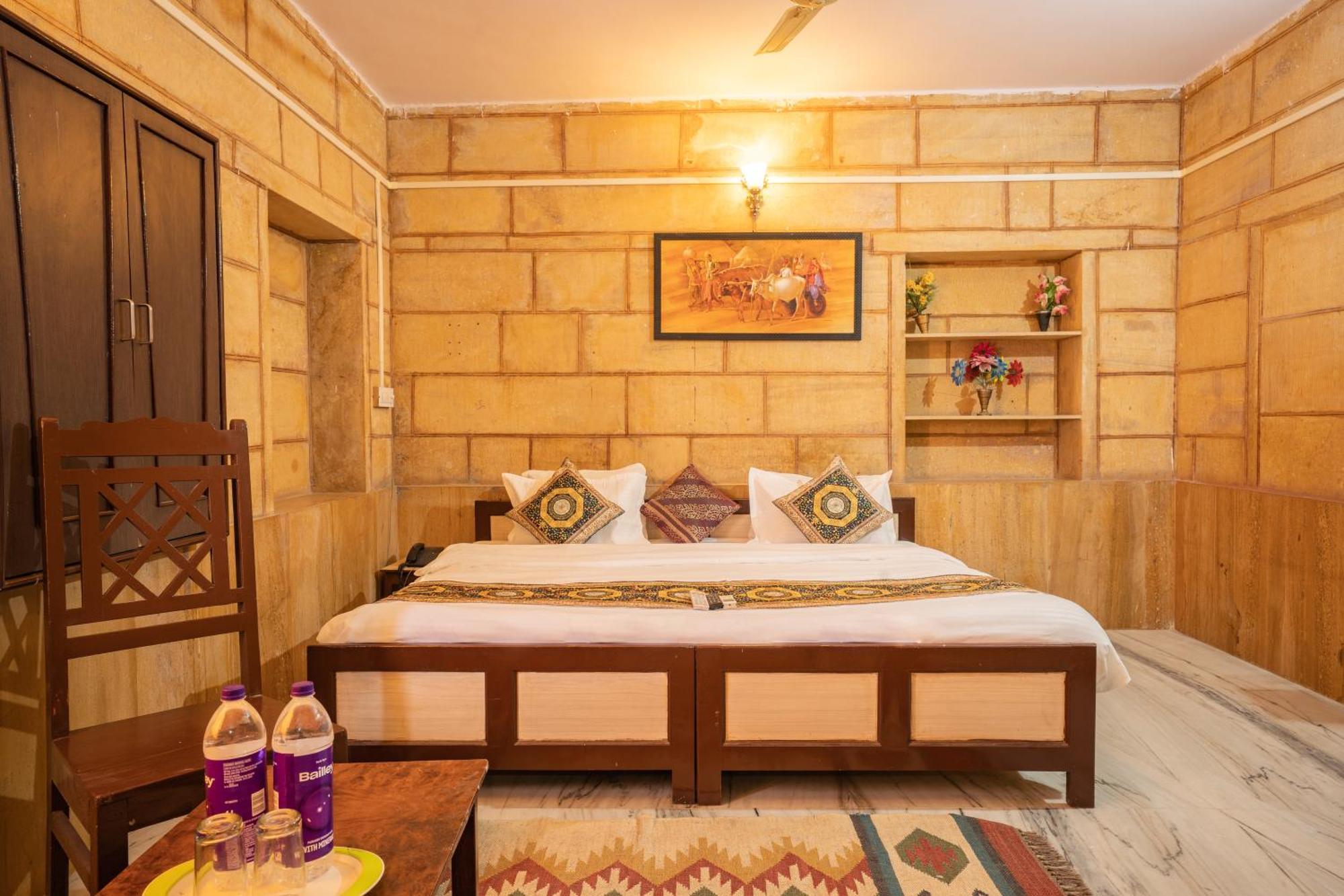 Hotel Classic Jaisalmer Ngoại thất bức ảnh