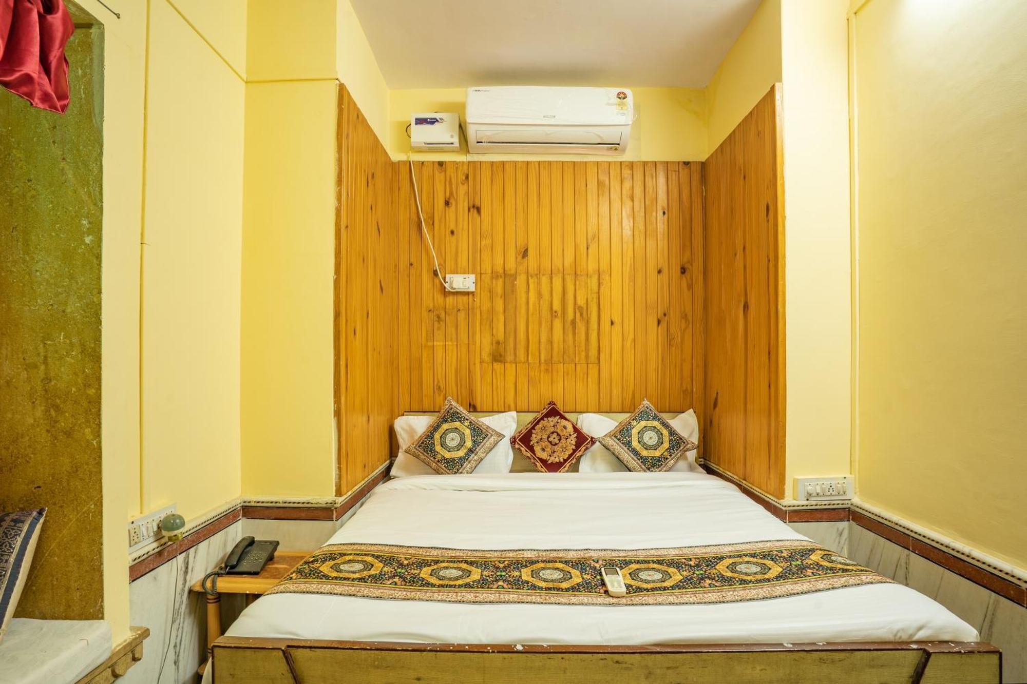 Hotel Classic Jaisalmer Ngoại thất bức ảnh