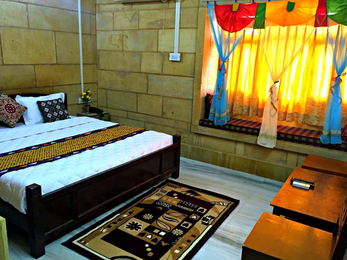 Hotel Classic Jaisalmer Ngoại thất bức ảnh