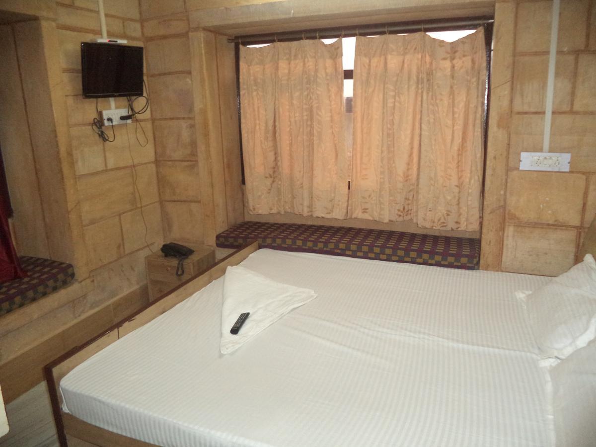 Hotel Classic Jaisalmer Ngoại thất bức ảnh