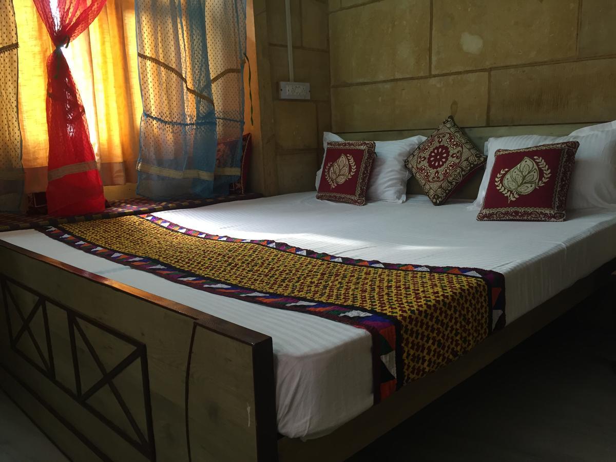Hotel Classic Jaisalmer Ngoại thất bức ảnh
